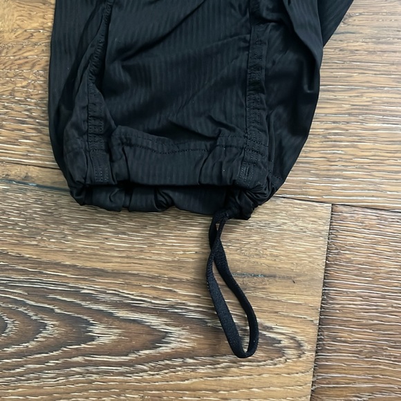 Lululemon Dance Studio Pants - Picture 4 of 4